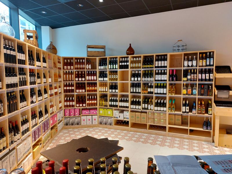 Les Halles de l'Aveyron (Paris) Les Halles de l'Aveyron (Paris)