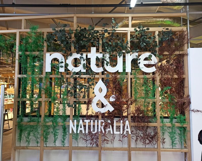 Migros x Naturalia (Genève) Migros x Naturalia (Genève)